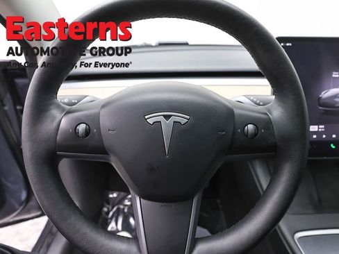 Used 2023 Tesla Model 3 Standard Range RWD image 10