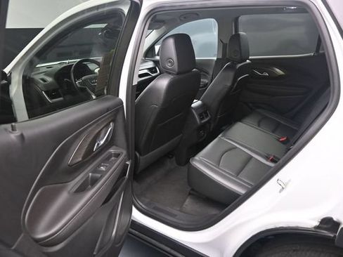 Used 2023 GMC Terrain SLT AWD/4WD image 35