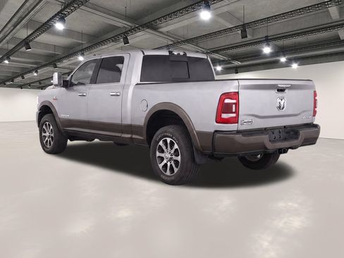 Used 2023 RAM 2500 Limited AWD/4WD image 3