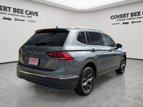 Used 2024 Volkswagen Tiguan SE image 9