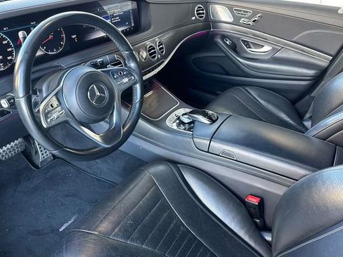 Used 2019 Mercedes-Benz S 560 Sedan image 10