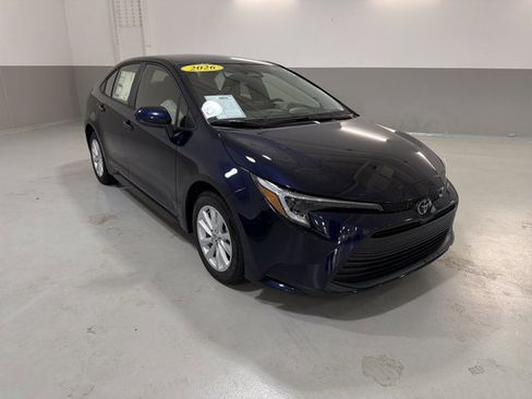 Used 2026 Toyota Corolla LE w/ LE Premium Package image 4