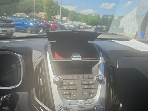 Used 2015 Chevrolet Equinox LS AWD/4WD image 19