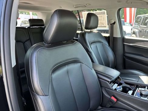 Certified 2023 Jeep Grand Cherokee Limited AWD/4WD image 26