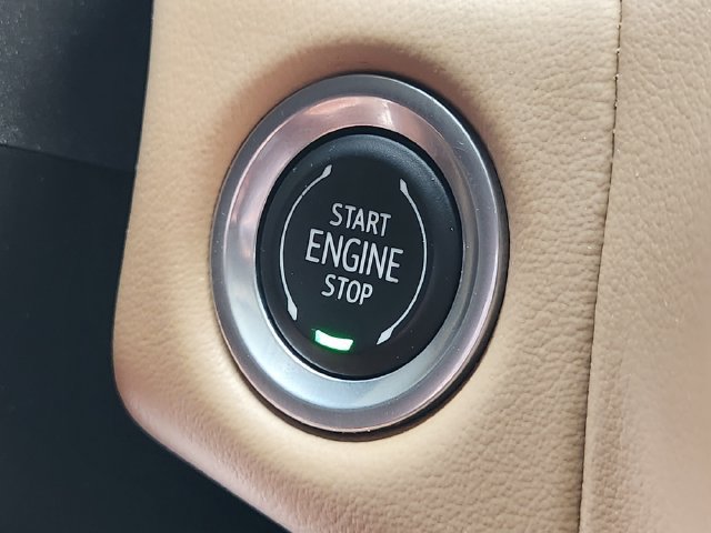 Used 2021 Chevrolet Suburban Premier RWD image 20