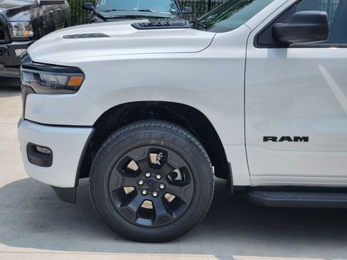New 2026 RAM 1500 Express AWD/4WD image 9