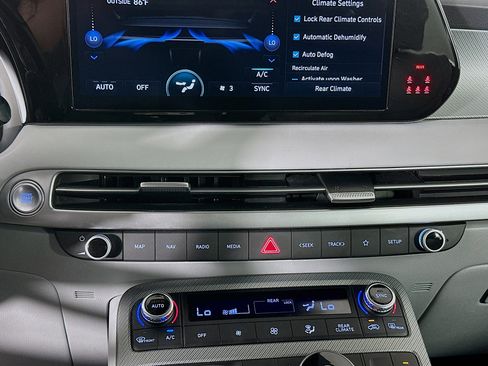 Used 2025 Hyundai Palisade SEL image 24