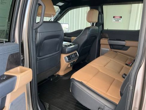 Used 2021 Ford F150 Lariat AWD/4WD image 18