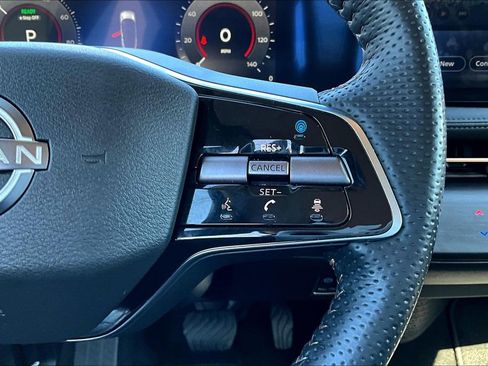 Used 2023 Nissan Ariya AWD image 25