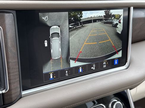 Used 2022 GMC Yukon Denali image 19