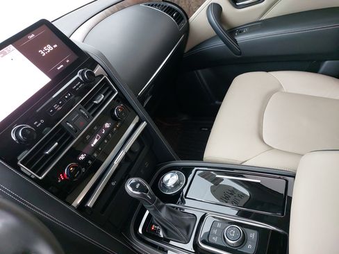 Used 2023 INFINITI QX80 Premium Select w/ Cargo Package image 28