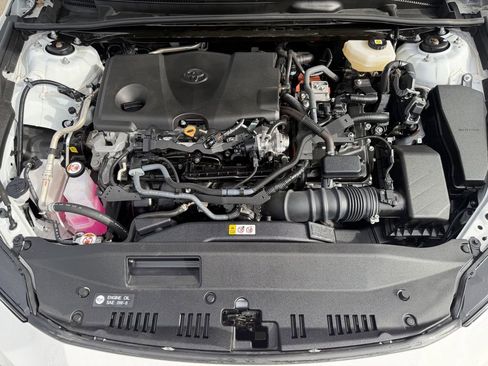 Used 2025 Toyota Camry LE FWD image 30