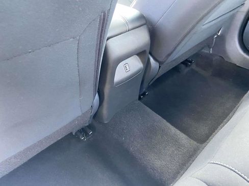 Used 2024 Nissan Sentra SV image 14