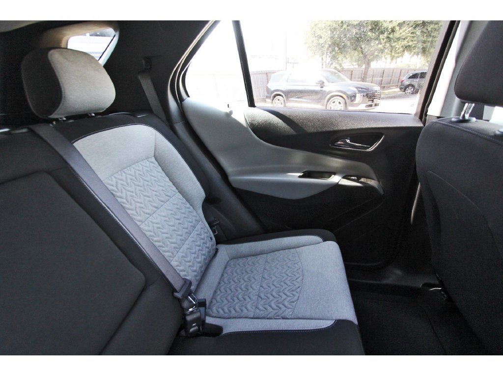Used 2024 Chevrolet Equinox LS FWD image 13