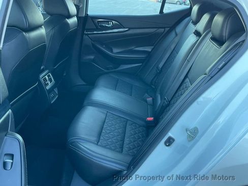 Used 2020 Nissan Maxima Platinum w/ Sport Mat Group image 11