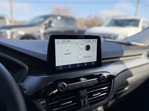 Used 2025 Ford Escape Active w/ Cold Weather Package image 17