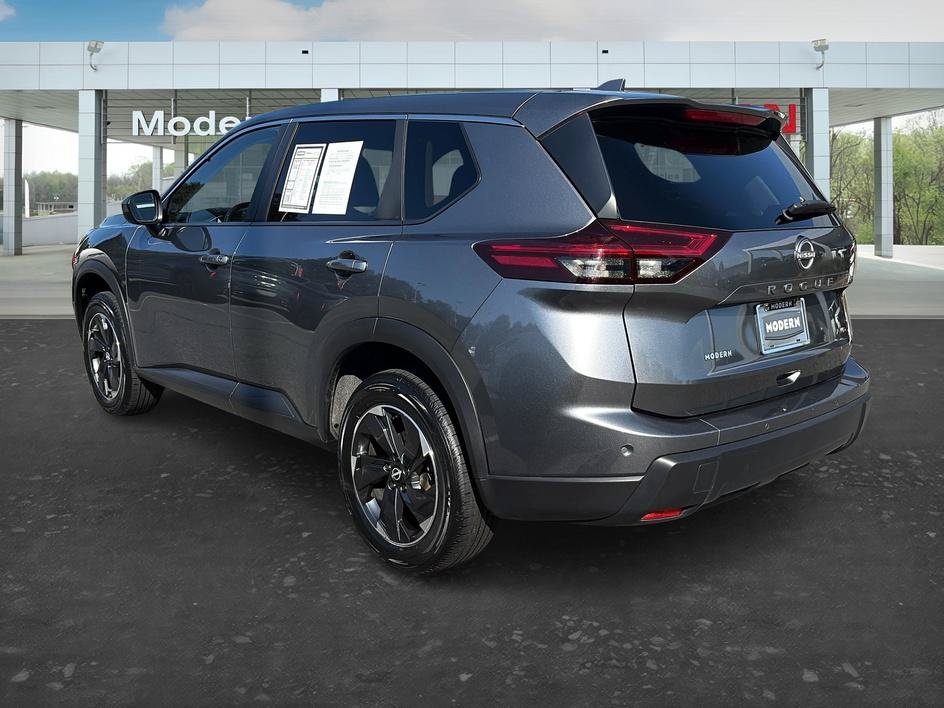 Certified 2025 Nissan Rogue SV AWD/4WD image 3