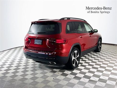 Certified 2025 Mercedes-Benz GLB 250 image 7