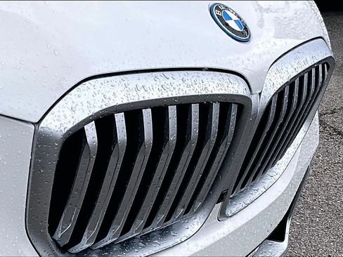 Used 2026 BMW X5 xDrive50e w/ Climate Comfort Package image 29