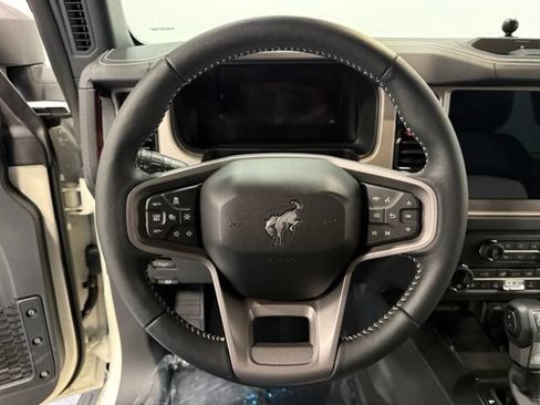 Used 2026 Ford Bronco Outer Banks w/ Sasquatch Package AWD/4WD image 21
