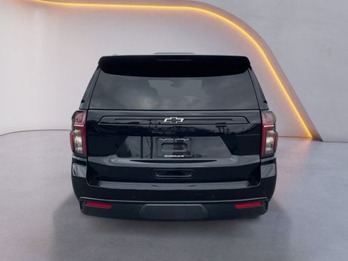 Used 2024 Chevrolet Tahoe Z71 w/ Luxury Package image 4