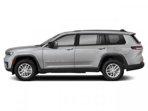 Used 2023 Jeep Grand Cherokee L Limited AWD/4WD image 6