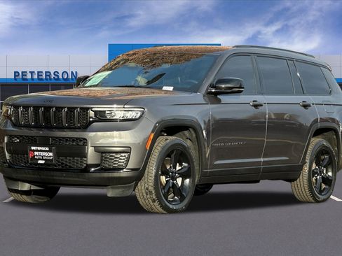 Used 2022 Jeep Grand Cherokee L Laredo image 8
