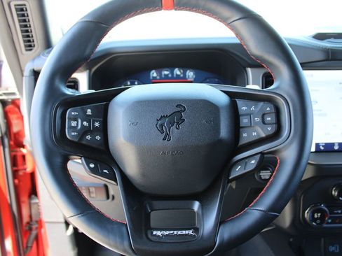 Used 2024 Ford Bronco Raptor AWD/4WD image 31
