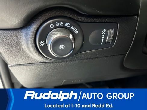 Used 2022 Dodge Durango SXT w/ Blacktop Package image 14