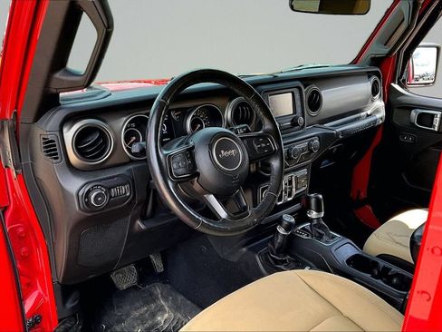 Used 2018 Jeep Wrangler Unlimited Sport S AWD/4WD image 10