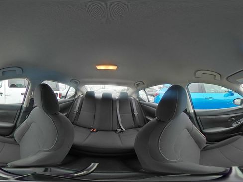 Used 2025 Nissan Sentra S FWD image 35