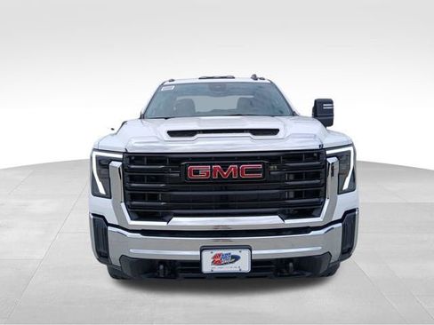 New 2026 GMC Sierra 2500 Pro w/ Convenience Package AWD/4WD image 8