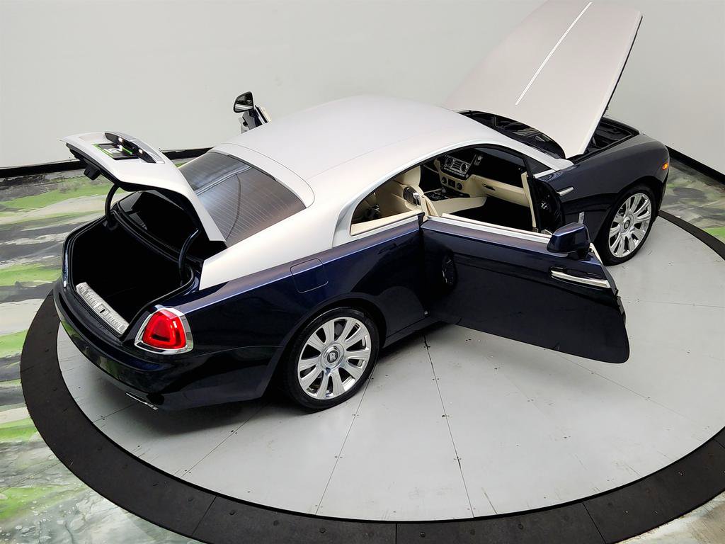 Used 2014 Rolls-Royce Wraith RWD image 41