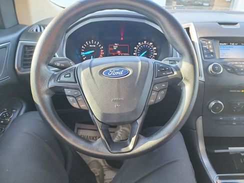 Used 2019 Ford Edge SE FWD image 13