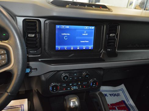 Used 2022 Ford Bronco Big Bend w/ Sasquatch Package AWD/4WD image 19