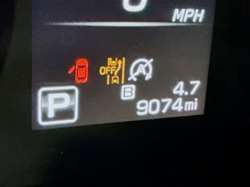 Certified 2025 Subaru Outback Premium w/ Popular Package #1 AWD/4WD image 4