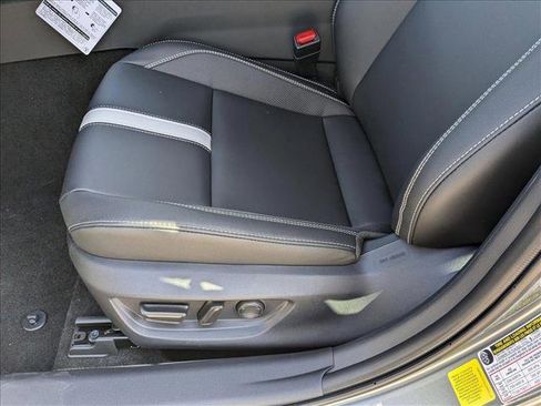 New 2025 Toyota Camry SE image 4