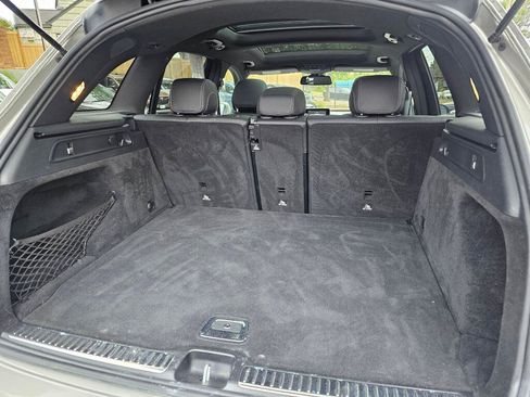 Used 2019 Mercedes-Benz GLC 300 4MATIC image 15