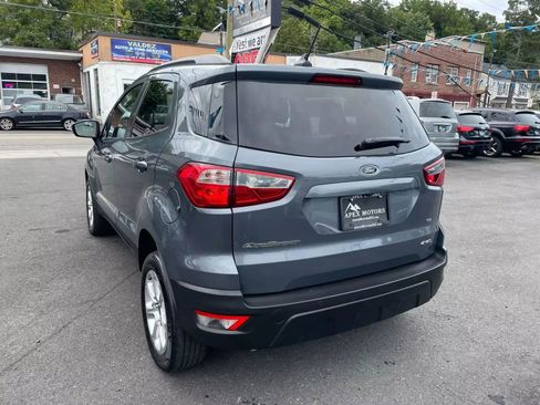 Used 2018 Ford EcoSport SE w/ SE Convenience Package image 10