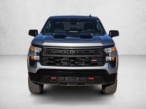 Used 2025 Chevrolet Silverado 1500 Custom Trail Boss AWD/4WD image 2