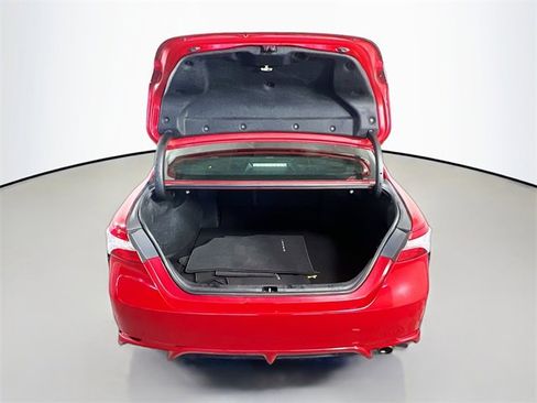 Used 2019 Toyota Camry L image 28