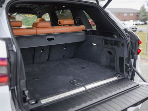 Used 2021 BMW X5 xDrive45e w/ Premium Package 3 image 21