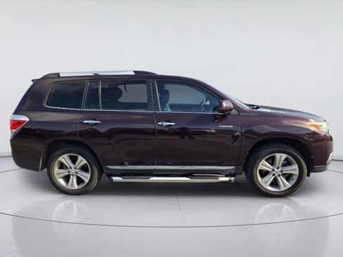 Used 2013 Toyota Highlander Limited FWD image 4