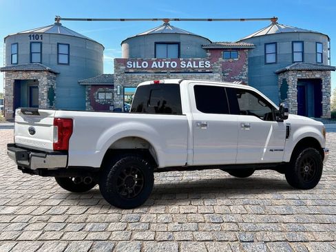 Used 2017 Ford F250 Lariat w/ Chrome Package AWD/4WD image 5