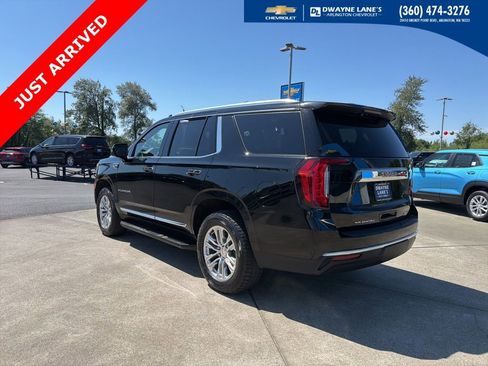 Used 2024 GMC Yukon SLT w/ SLT Luxury Package AWD/4WD image 3
