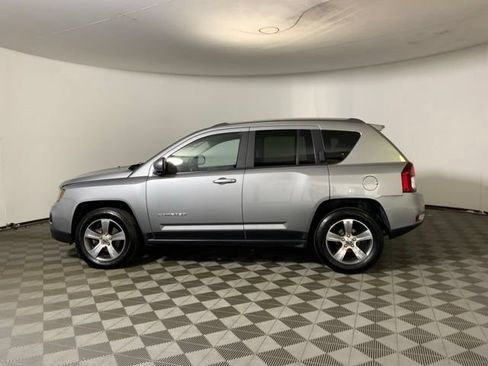 Used 2017 Jeep Compass High Altitude AWD/4WD image 8