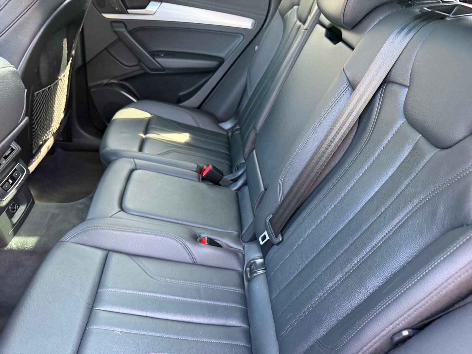 Used 2020 Audi Q5 2.0T Titanium Premium Plus AWD/4WD image 14