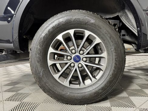 Used 2019 Ford F150 XLT w/ Equipment Group 302A Luxury AWD/4WD image 44