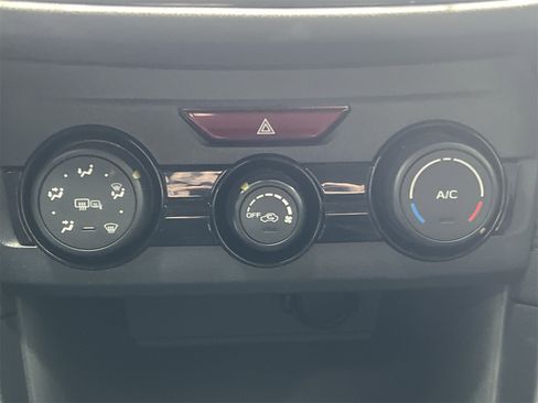 Used 2019 Subaru Crosstrek 2.0i Premium image 18