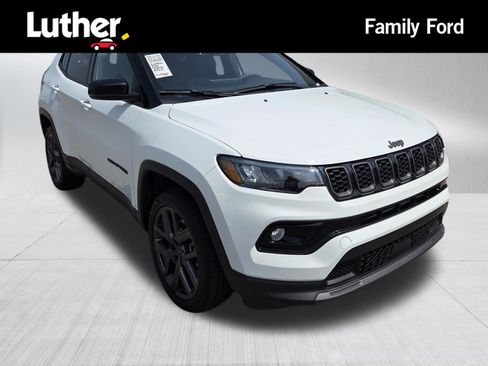 Used 2026 Jeep Compass Limited AWD/4WD image 1